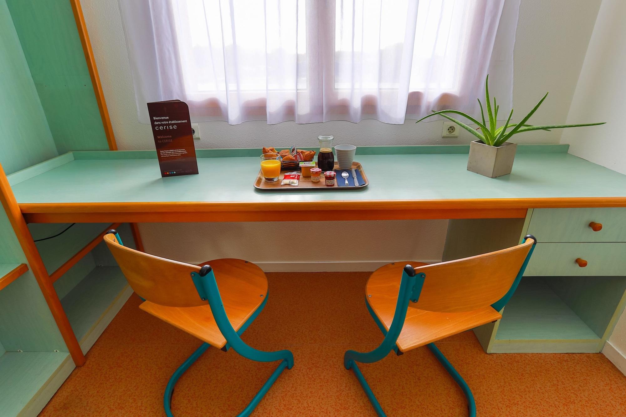 Cerise Nantes La Beaujoire Aparthotel Bagian luar foto